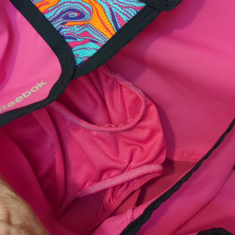 Reebok Womans Playdry Pink Running Shorts S - Picture 6 of 6